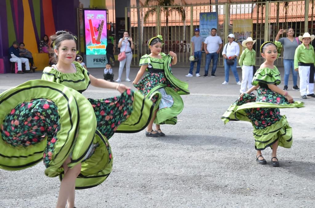 GOBIERNO CONVERTIRÁ A LA FENAPO EN ESCAPARATE MUNDIAL DE LA CULTURA.