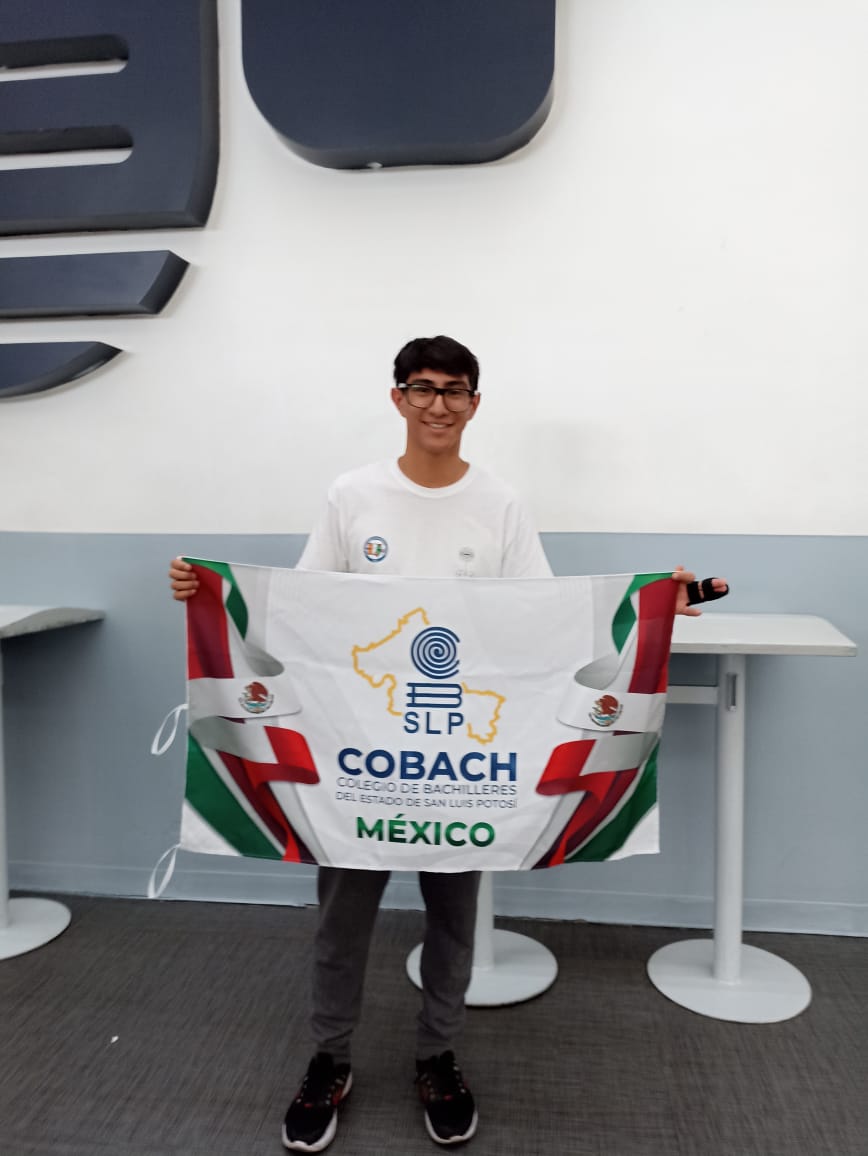 ALUMNO DEL COBACH DE SLP PARTICIPARÁ EN OLIMPIADA DE MATEMÁTICAS EN INGLATERRA