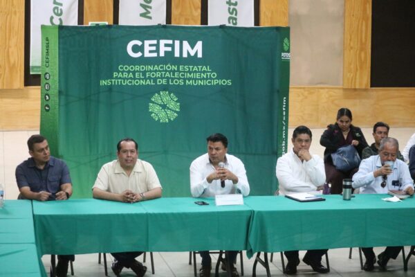 CON CATÁLOGO DE PROGRAMAS, GOBIERNO ESTATAL BRINDA MÁS APOYO A LAS FAMILIAS